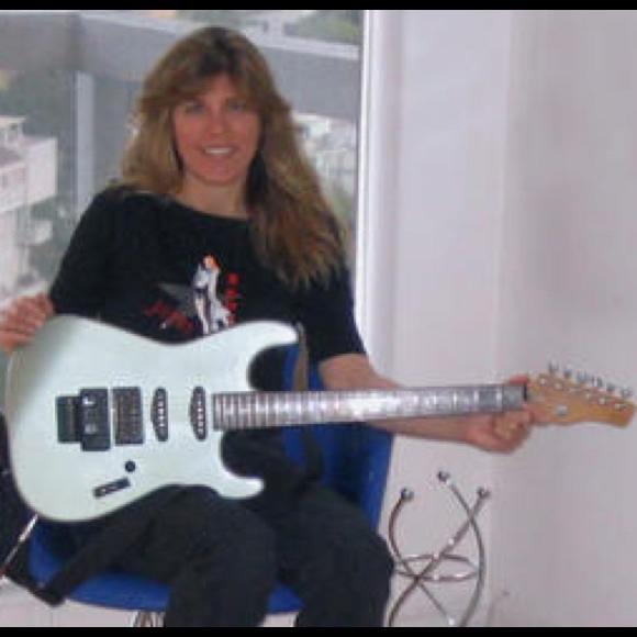 Meet your Posher, Jackie - Picture 1 of 1